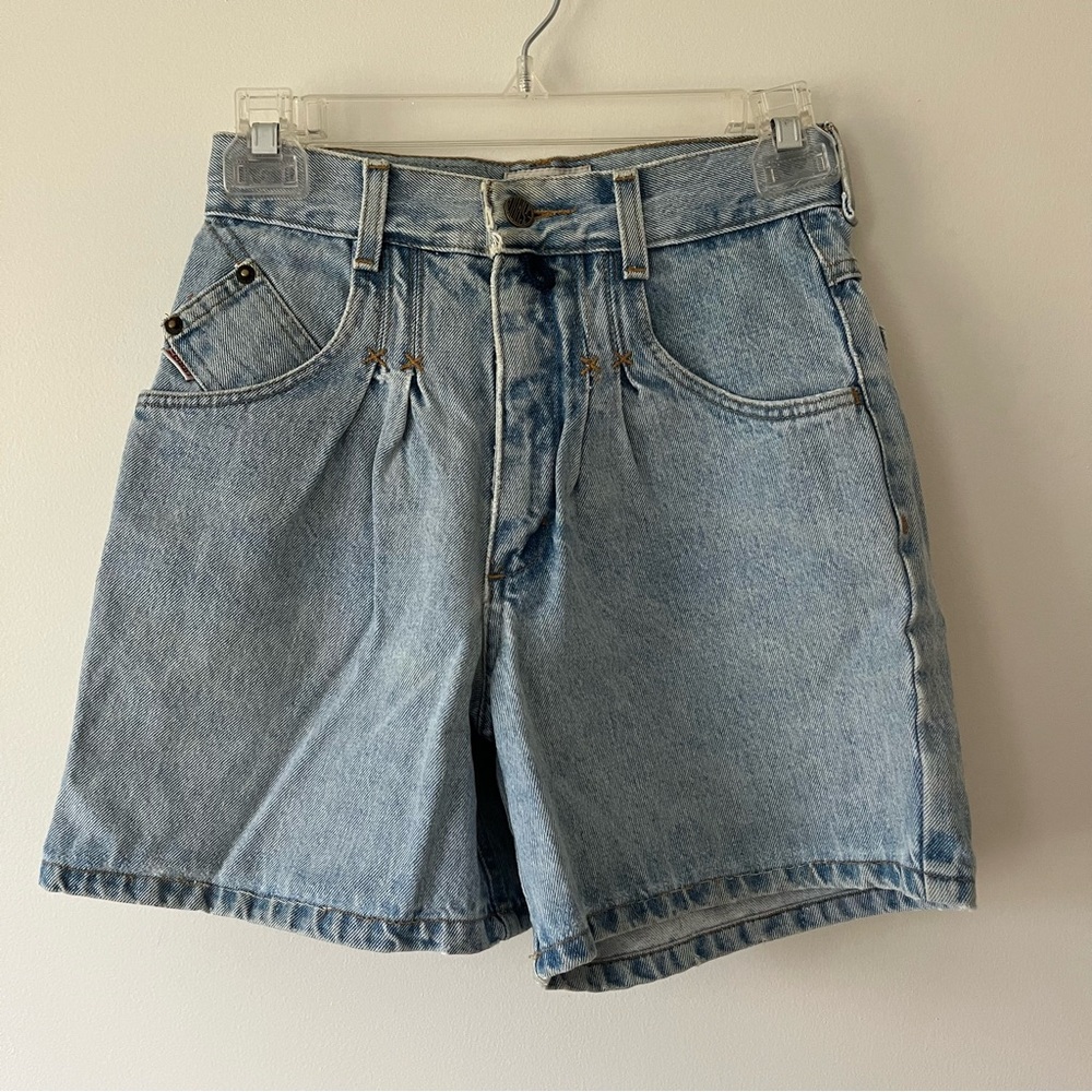 Vintage ESPRIT High Rise Pleated Denim Mom Shorts 5 Light Wash Festival